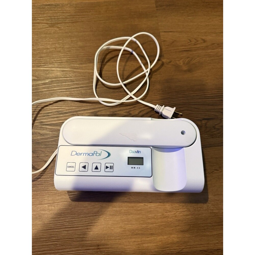 Daavlin DermaPal UVB Phototherapy Light Wand System Handheld Tested
